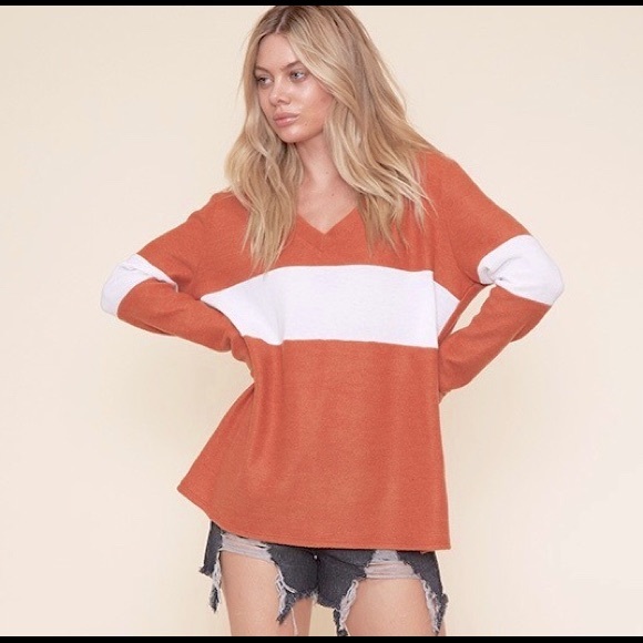 SALE SPORTY SOFT OVERSIZED TOP - Picture 5 of 10